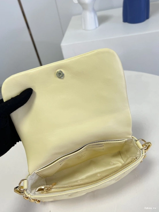 STRAP BUBBLEGRAM WALLET LOUIS VUITTON ON 0811